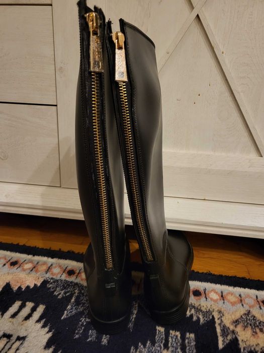 Дамски елегантни гумени ботуши