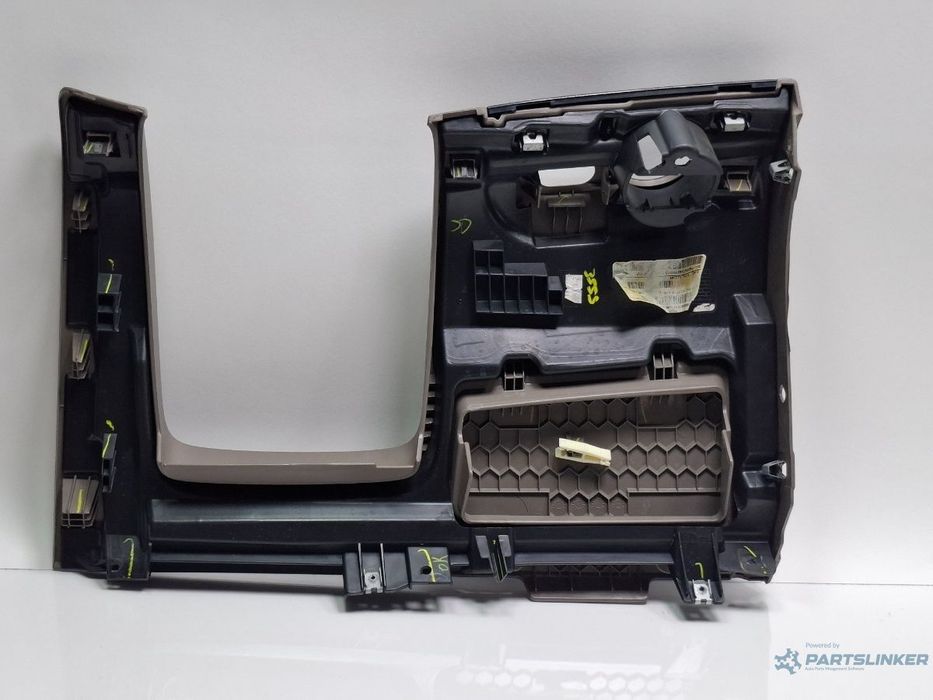 Ornament inferior panou bord VOLKSWAGEN JETTA IV 162, 163, AV3, AV2 2012 1.6 TDI CAYC 77KW|105HP 2012