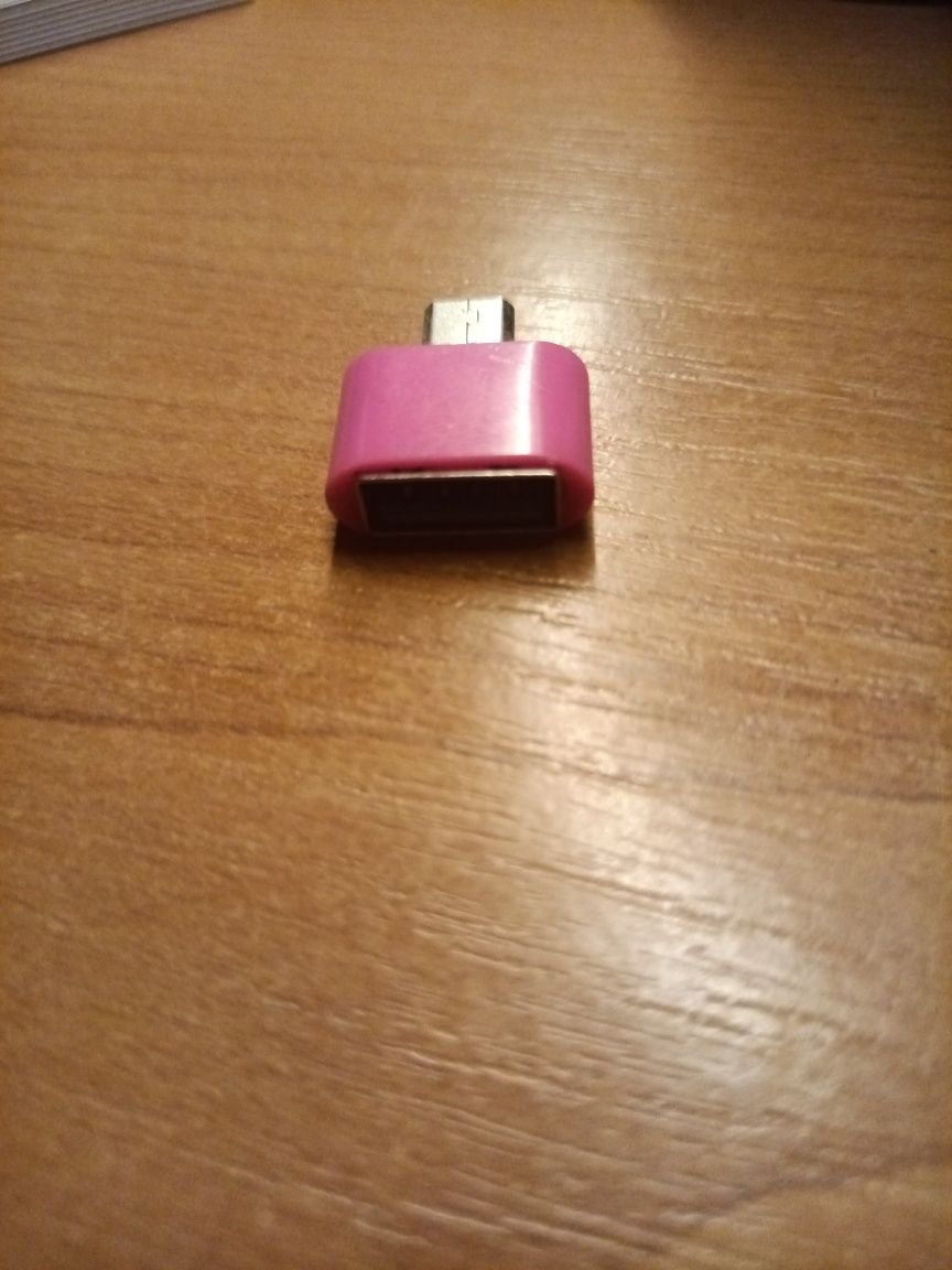 Adaptor conector microUsb - USB