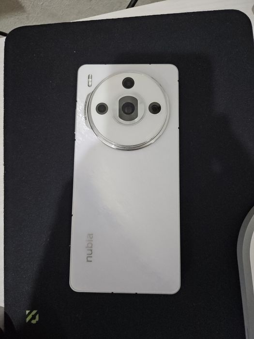 Продам Nubia z60s Pro