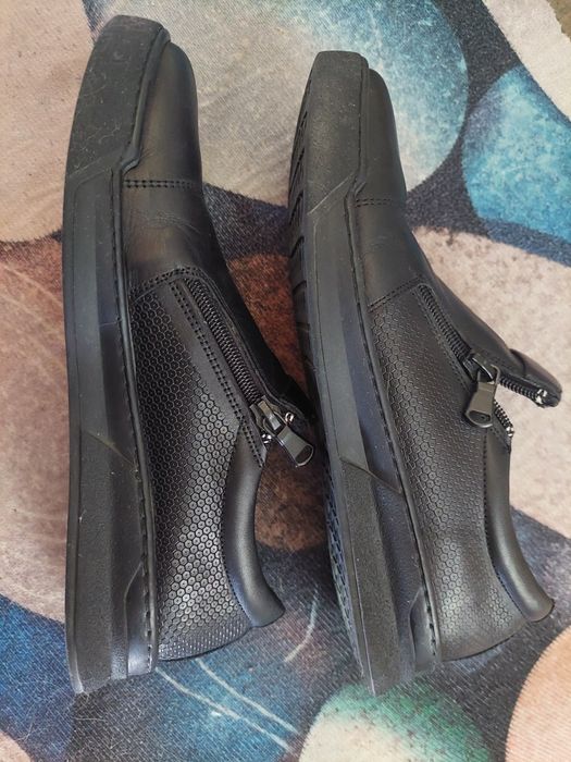 Школьные ботинки