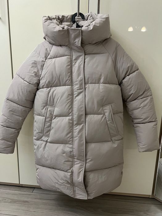 Срочно продам женский зимний пуховик