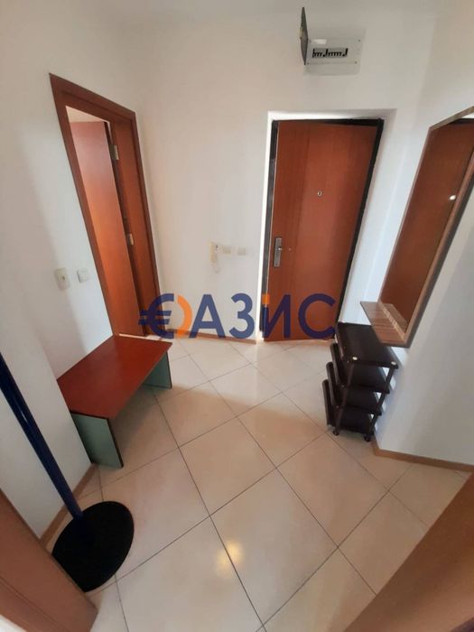 Продава се Тристаен апартамент в к.к. Слънчев бряг - 92 кв.м за 881 €/кв.м - Снимка #3