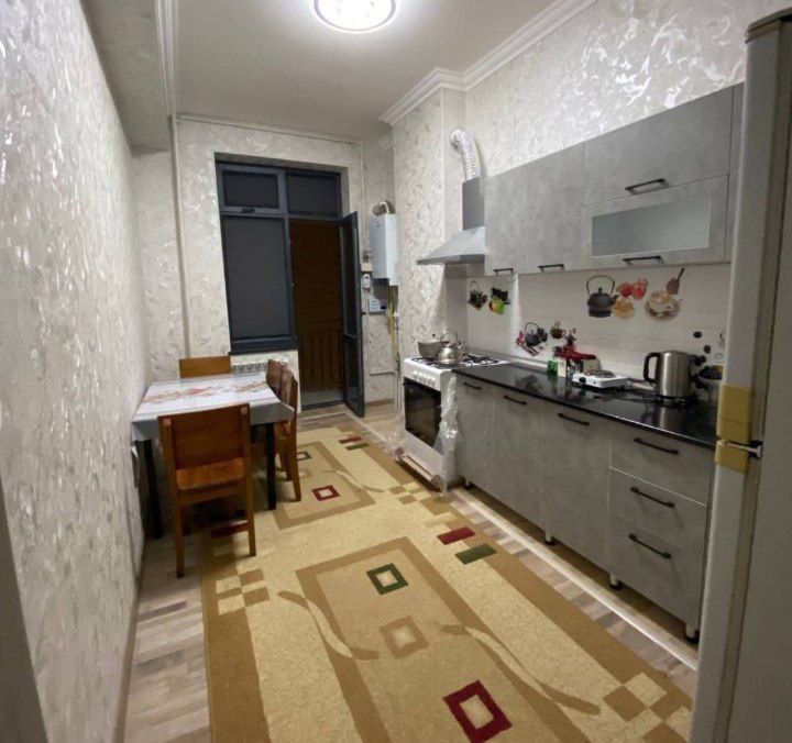 Shayxontohur Chorsuv va Xalqlar doʻstligi metroga yaqin joyda ijaraga