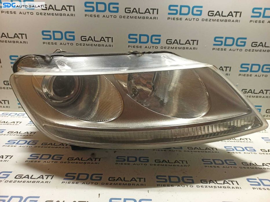 Far Dreapta Xenon cu Lupa Volkswagen Phaeton 2002 - 2010 [L0913]