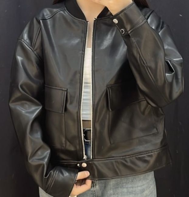 Кожанная куртка на осень,весну