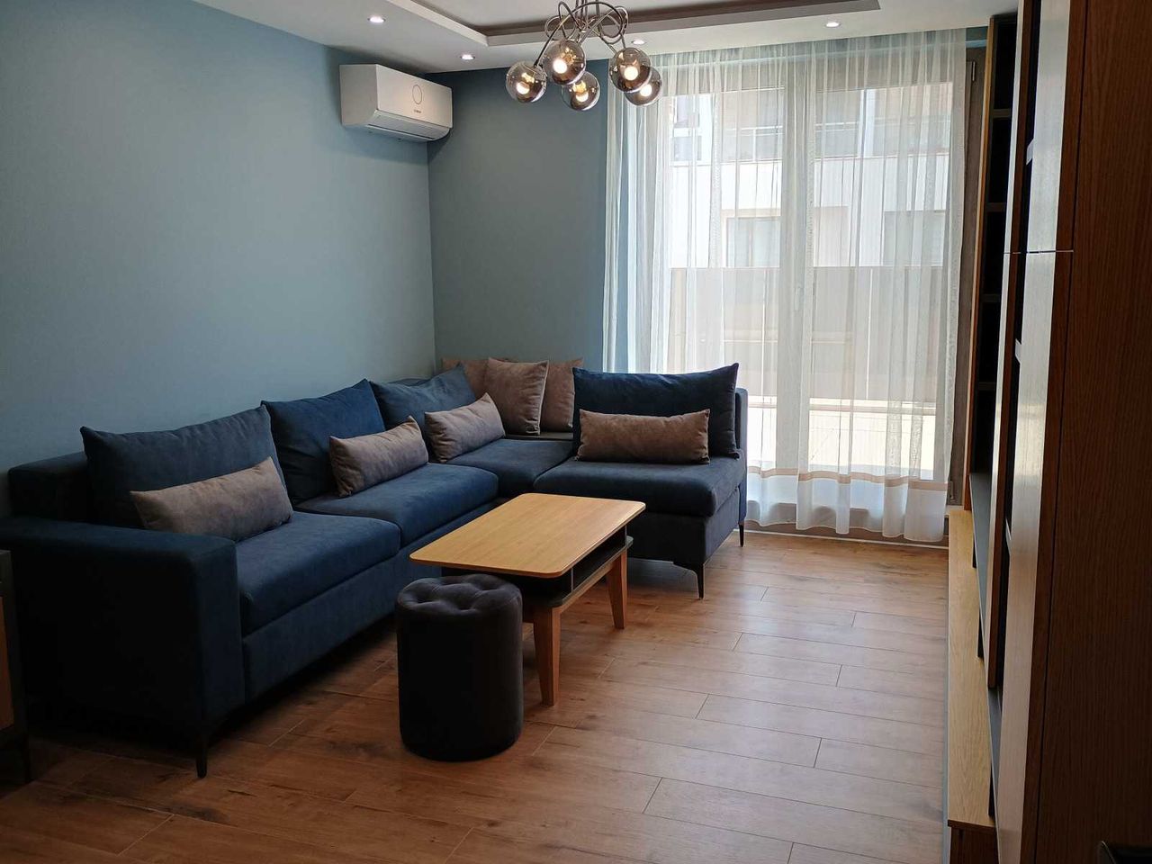 Продава се Тристаен апартамент в София, Славия - 92 кв.м за 1729 €/кв.м - Снимка #11