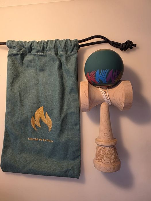 Kendama Sweets Antiskid Centennial (Editie limitata)