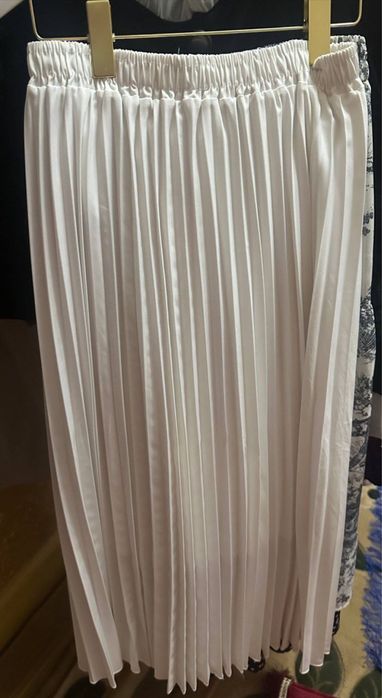 Yupka sotiladi yengi