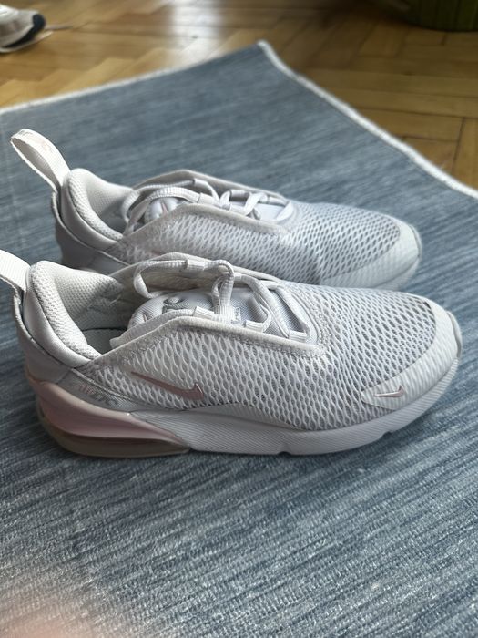 Маратонки Nike Air Max 270 33 номер