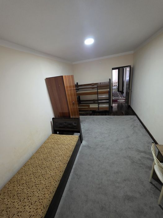 Продаётся трёхкомнатная квартира Кибрай Областной ОВИР.