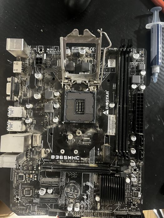 Kit procesor I7 9700kf +placa de baza