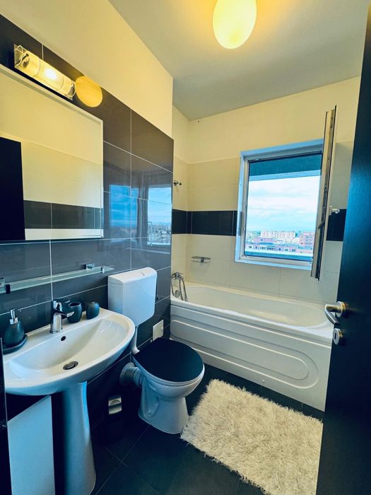 Inchiriez apartament cu 3 camere modern, Alpha Ville Carpatilor