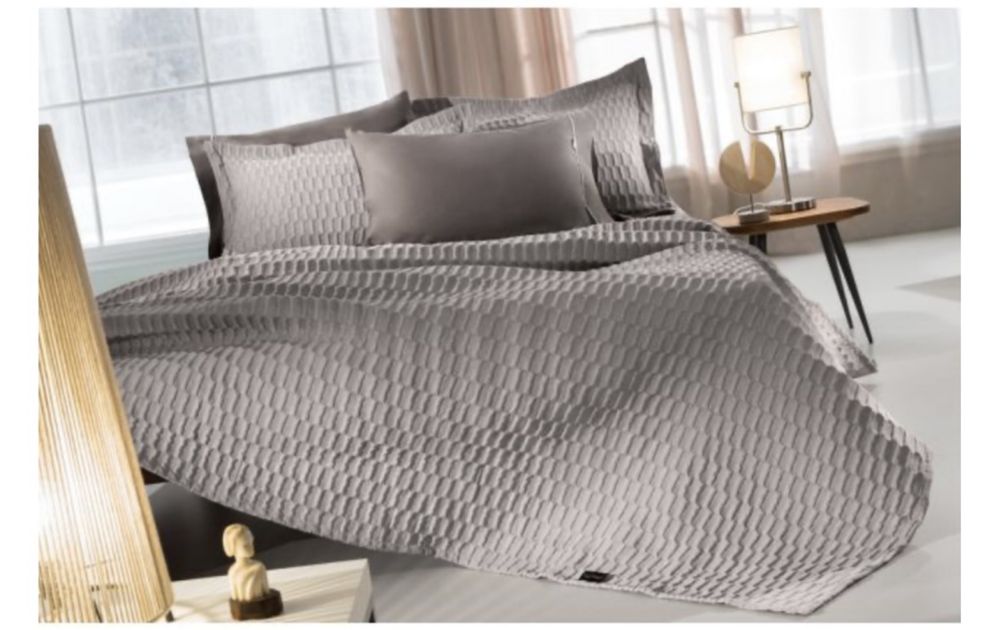 Покривало за спалня Guy Laroche 240/260см