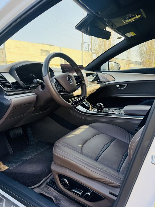 Srochna sotiladi BYD Han toza