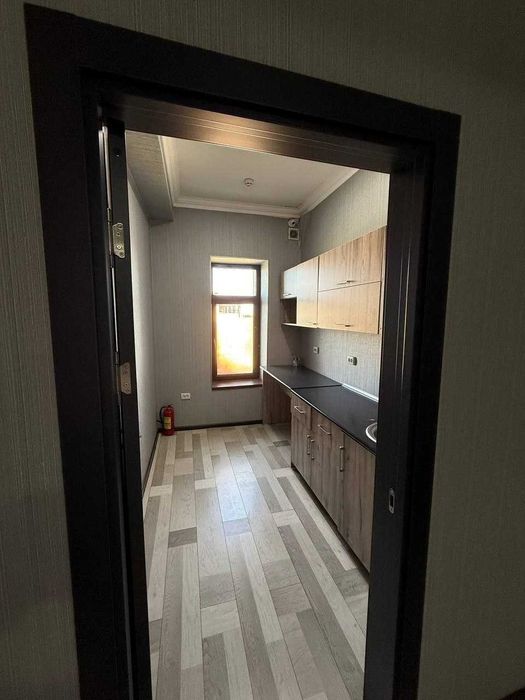 Сдаётся большой 2х уровневый офис с ремонтом – 333 м², Орн Ц6 (N117)