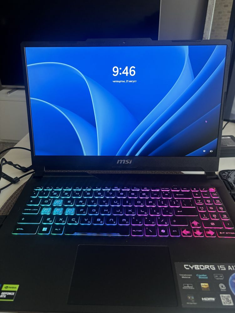 MSI cyborg 15 A13V