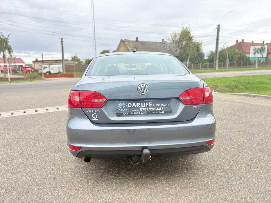 Volkswagen  Jetta
201 | 1,6 TDI | 105 CP | 151 700 | EURO 5
