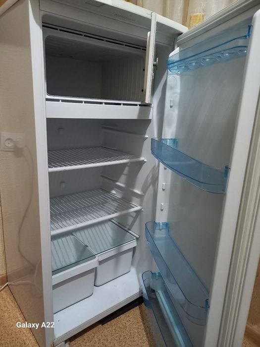 Продаётся Холодильник