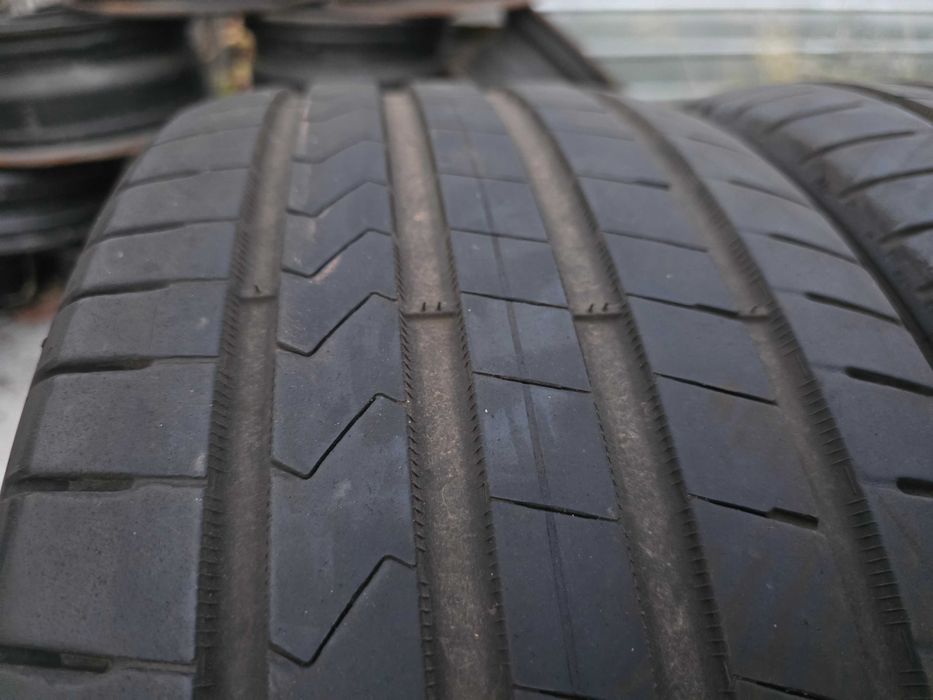 2бр Летни гуми 225 45 17 - Hankook - DOT 2023 -
