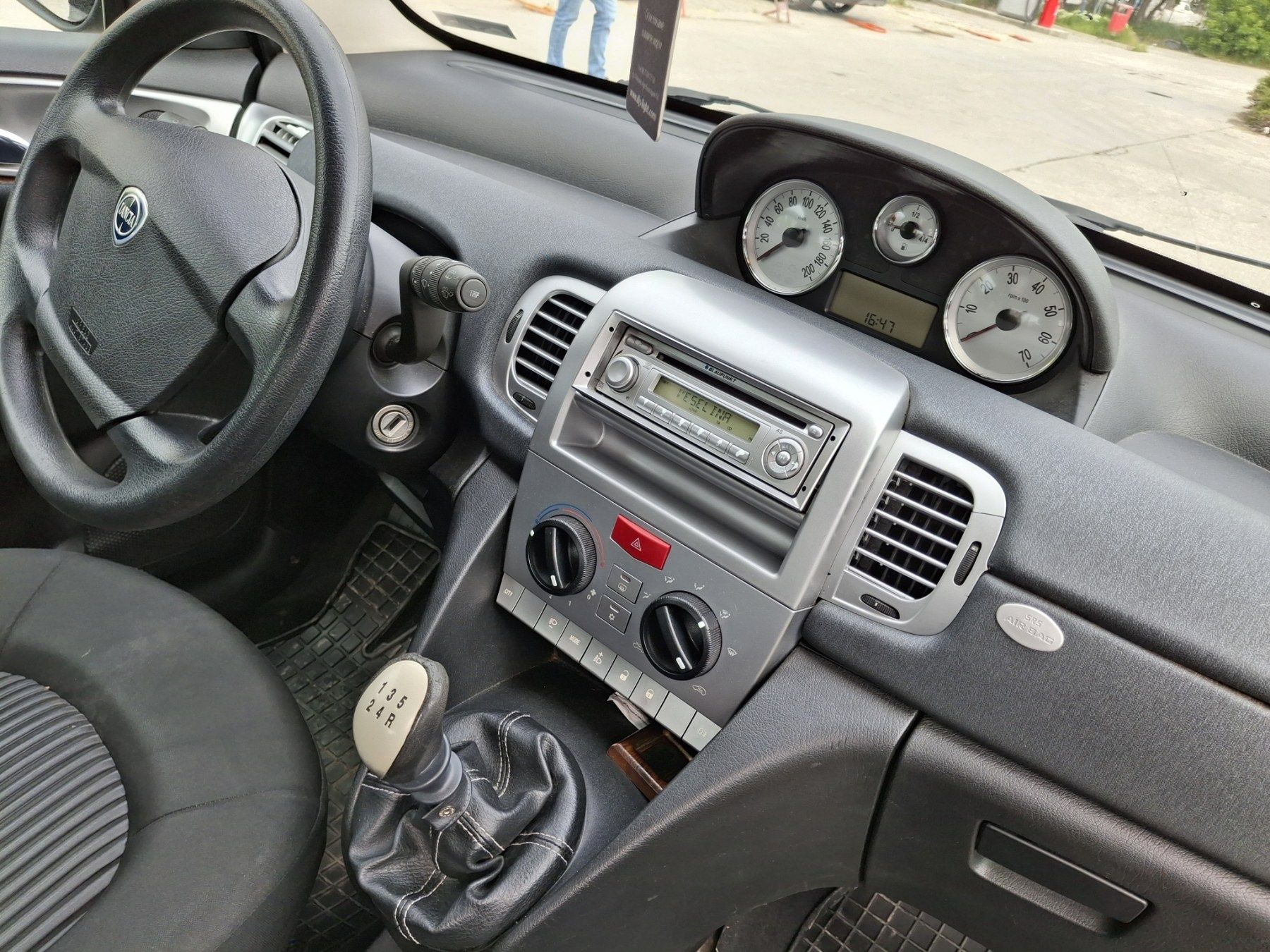 Lancia ypsilon 1.2 GAZ Klima