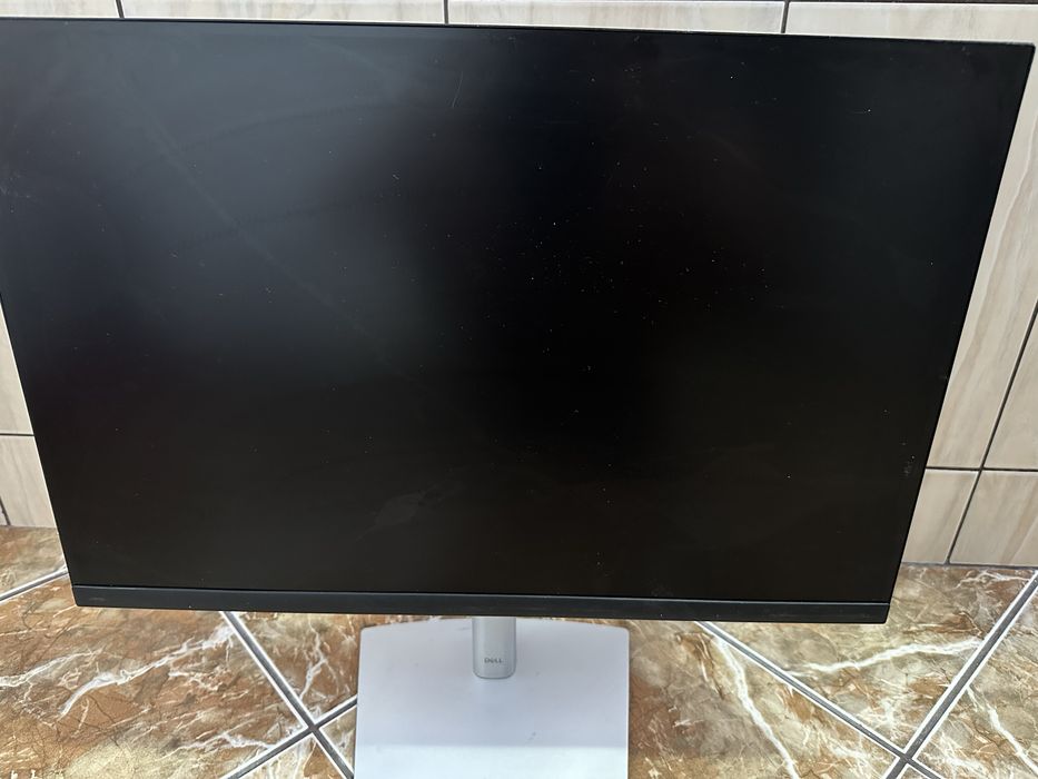 Monitor dell 24 spart
