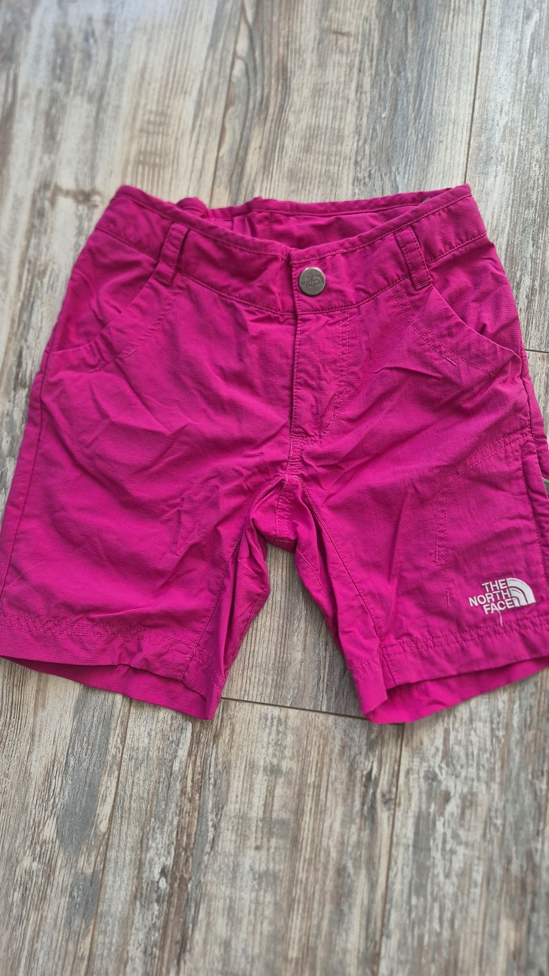 Къси панталони, шорти The north face 7-8 години