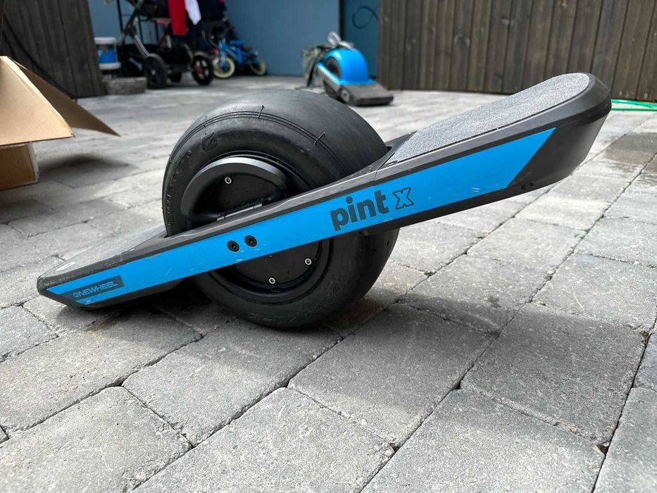 Onewheel Pint X Powder Blue