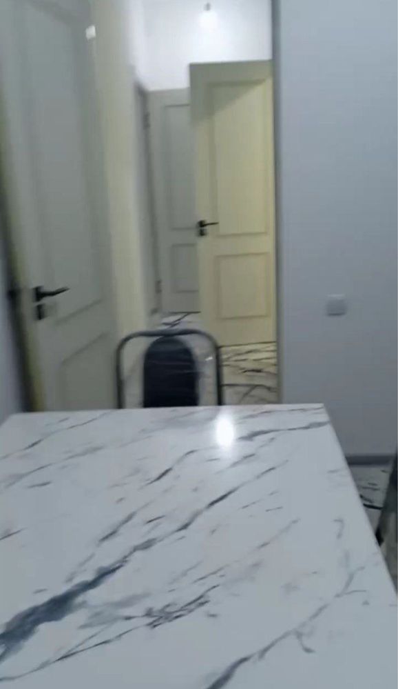 Keles Karzinkani yonida 2 xona arenda 350$