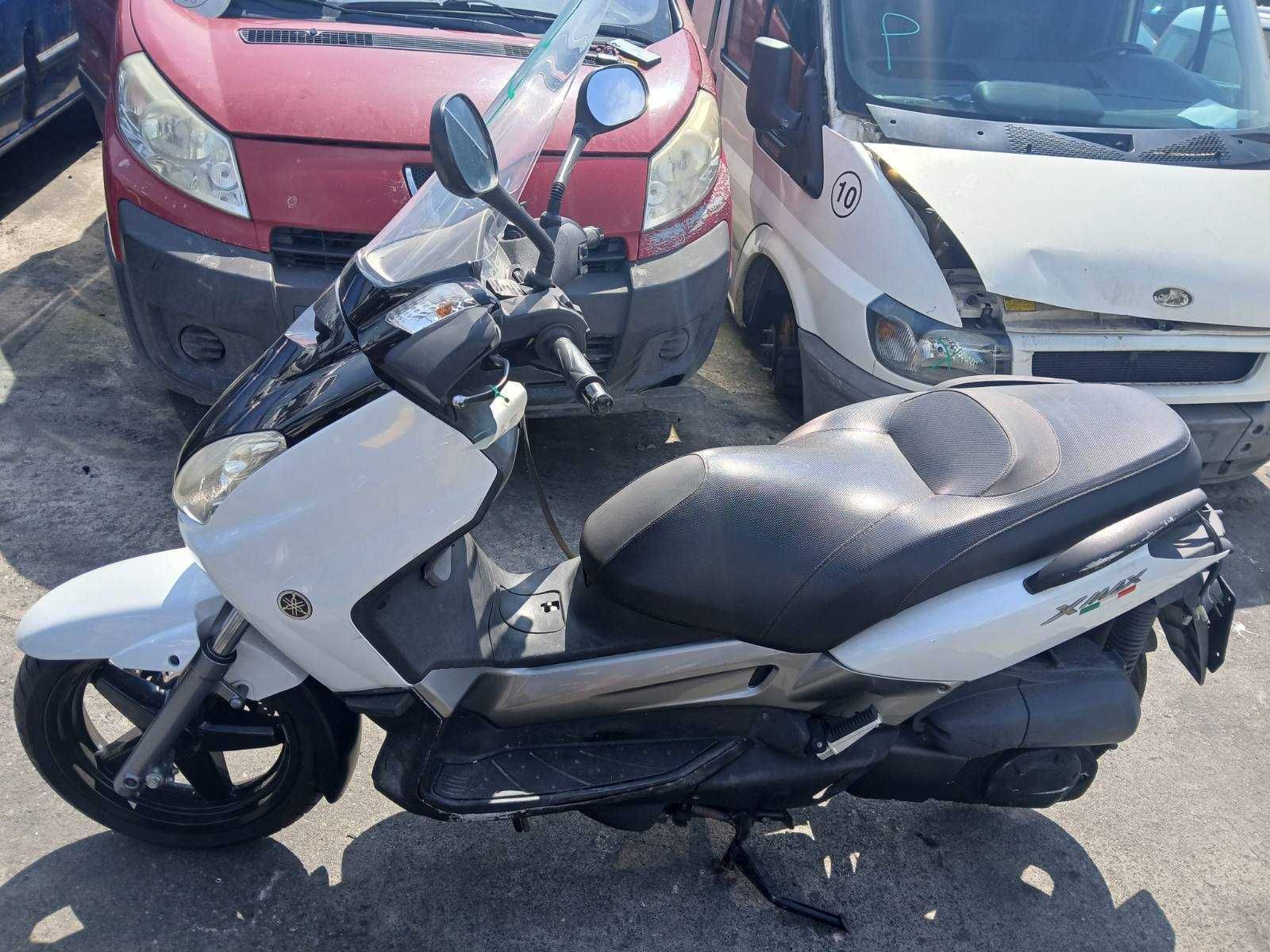 Yamaha X maх 250 на части