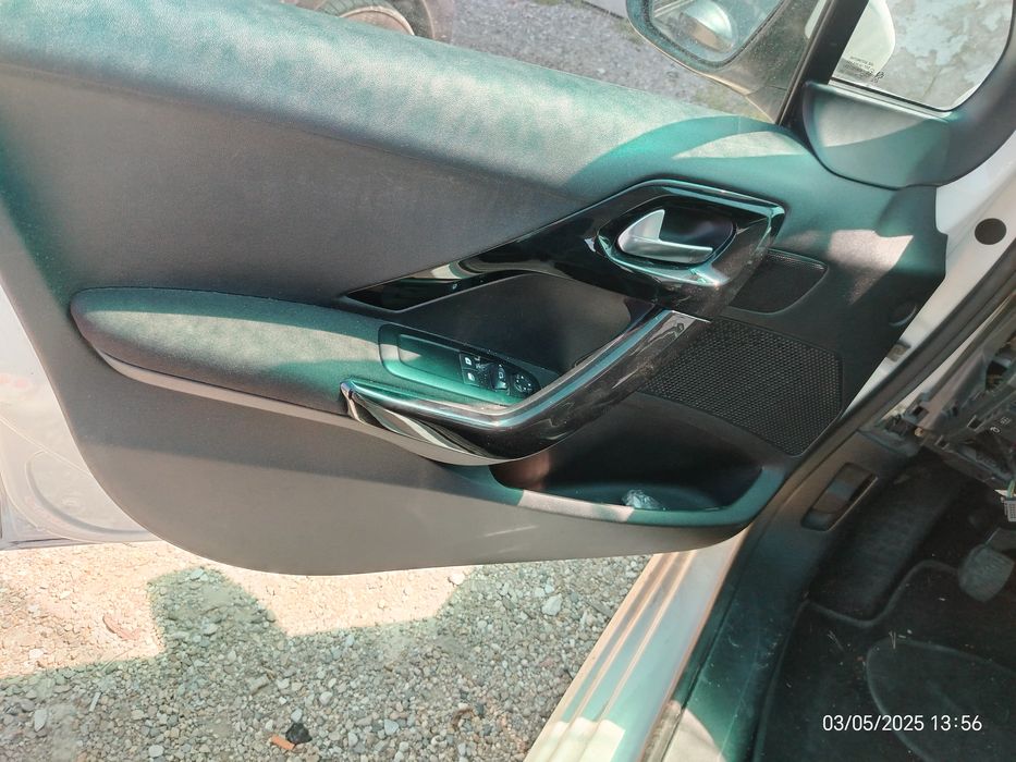 Промоция на части за Пежо 208 1.2 БЕНЗИН 2014Г