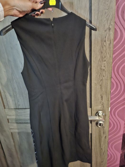 Дамски рокли зимни и летни