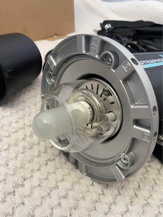 светкавица Dynaphos Expert QS-300 II + радиосинхронизатор XT-16