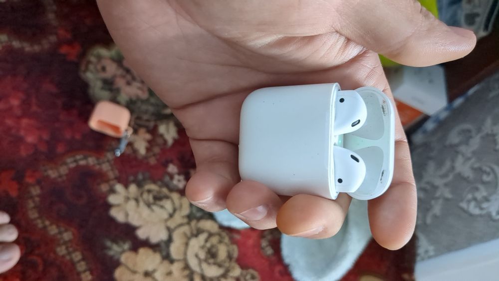 Airpods 1. В хорошем состоянии