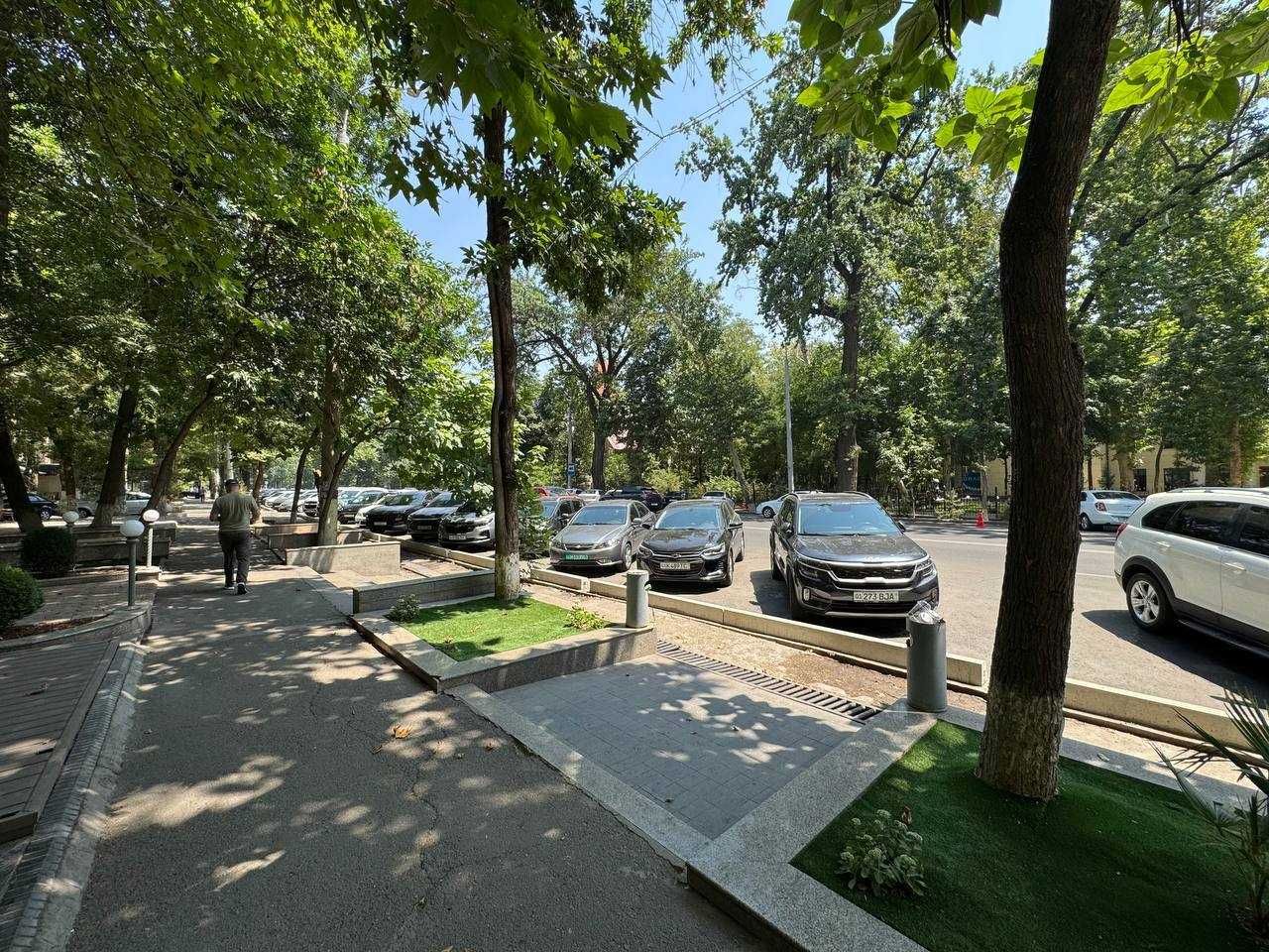 Ор-р: Ц-1, Эскобар. Помещение в аренду. Вдоль дороги