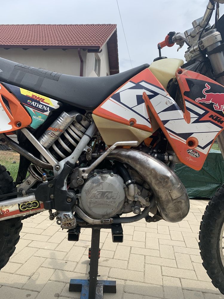Vând ktm exc 250 2t