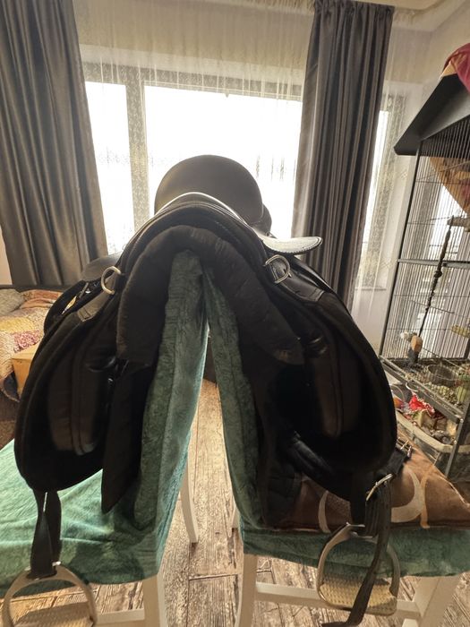 Șa din piele neagra Kerbl 17.5 inch