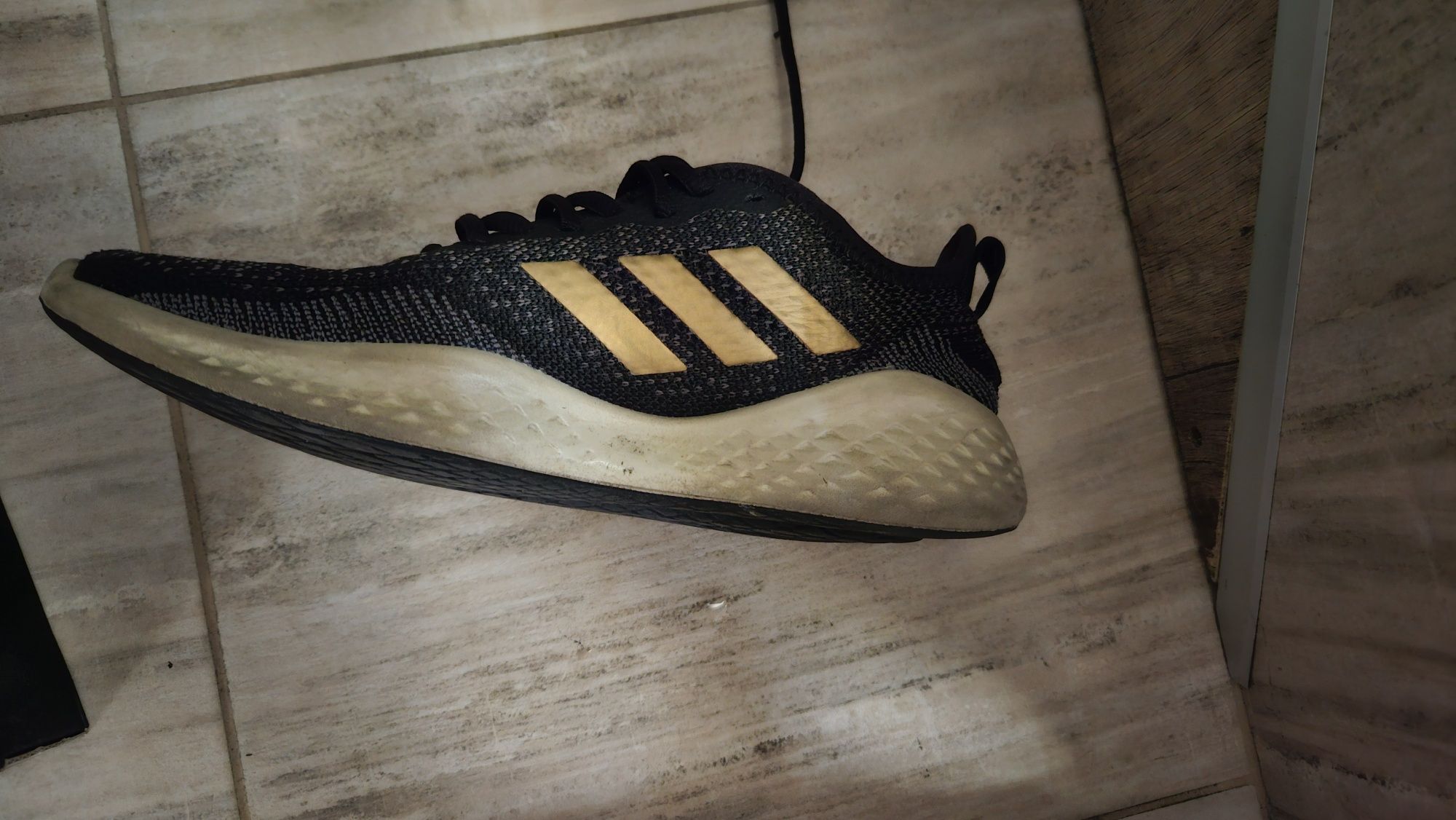 Маратонки Adidas