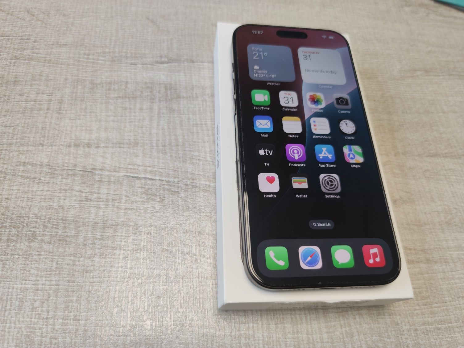 Apple Iphone 16 pro max 256GB  Black Titanium  3г. Гаранция!