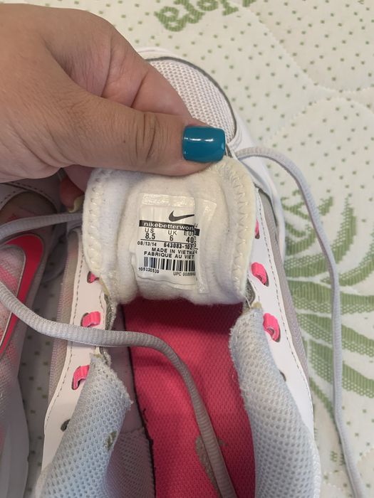 Дамски маратонки Nike