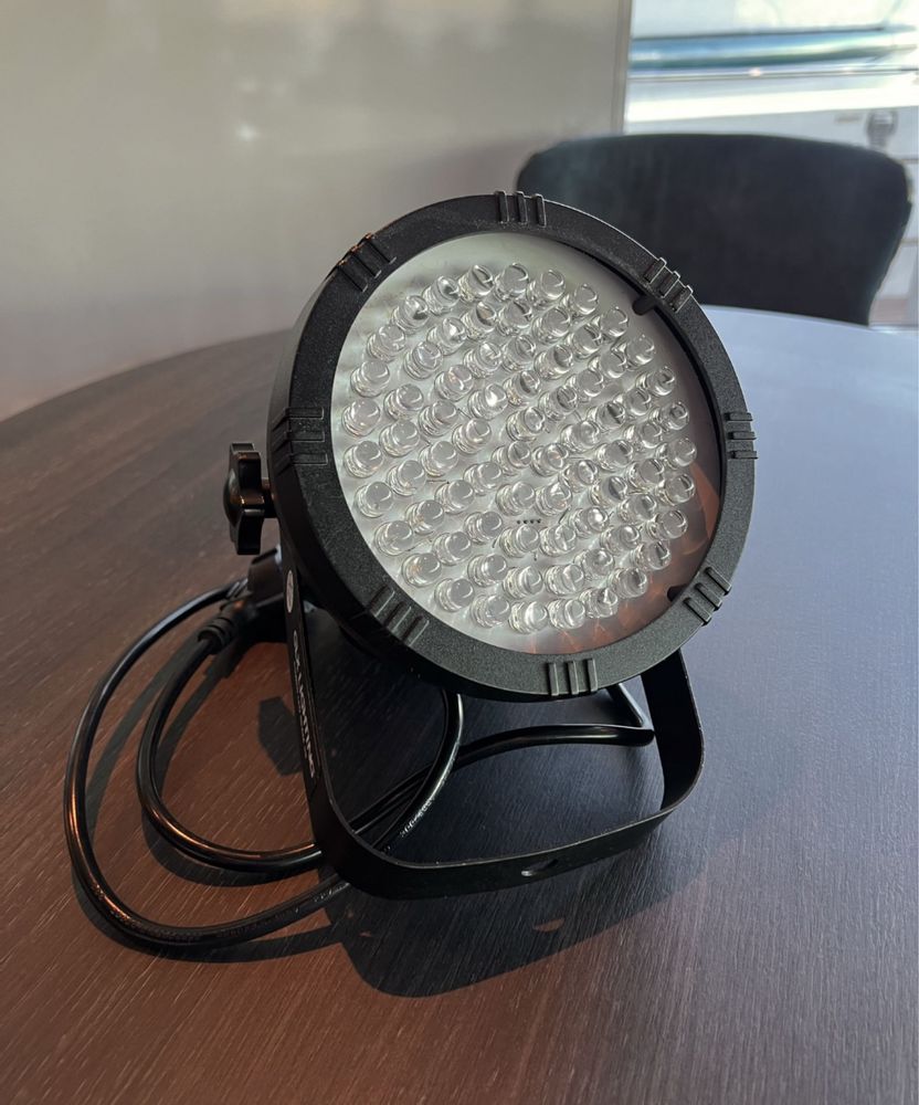 Lumina de scena GLX Lighting Power LedBeam 38