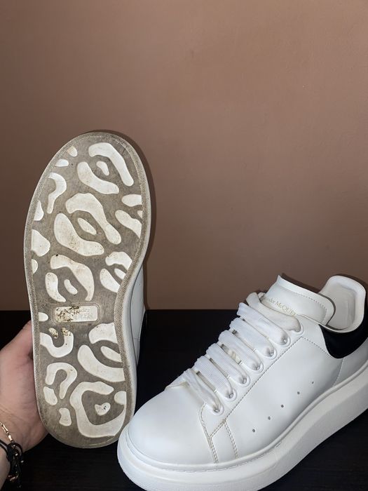 Alexander Mcqueen