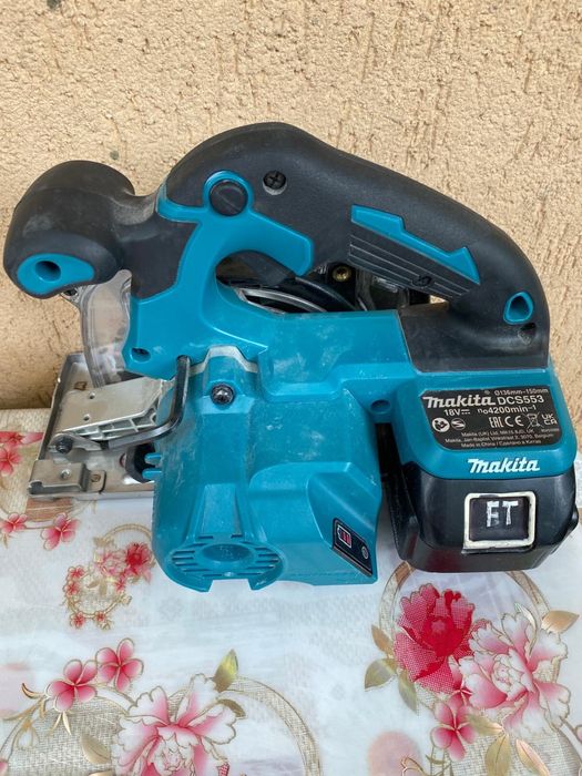 Scule electrice si cu acumulator Bosch-Makita-Wurth-Stihl
