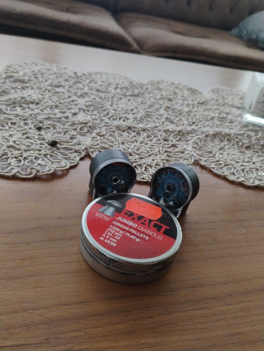 Продава се въздушна пушка Effecto PX4 (.22 / 5.5 мм)