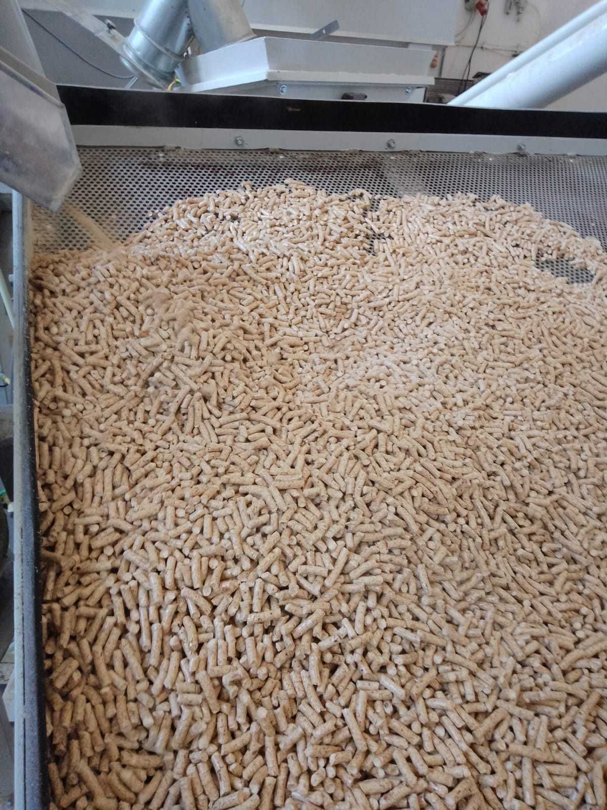 Linie peleti completa-afacere la cheie