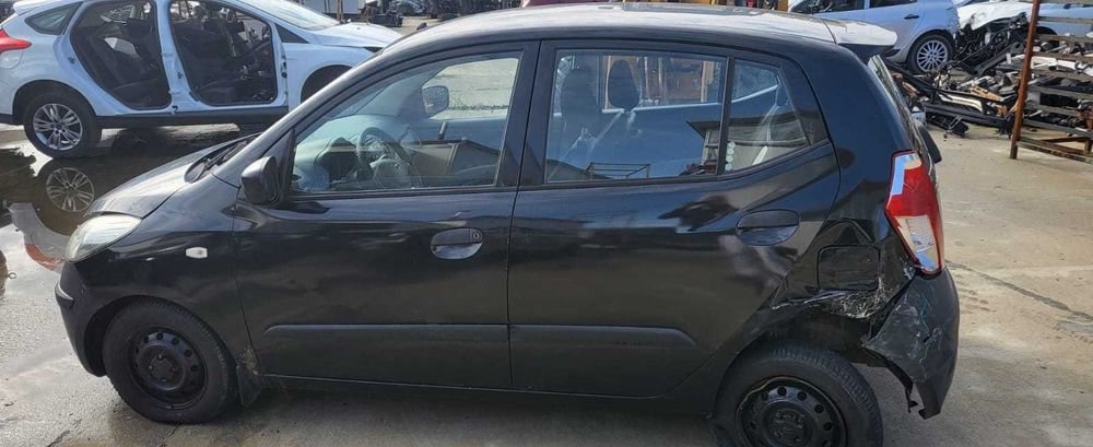 Dezmembrez Hyundai I10 -  cod motor: G4HG / cod culoare: BG