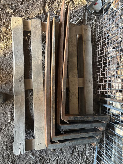 В продаже вилки для погрузчика вилочного