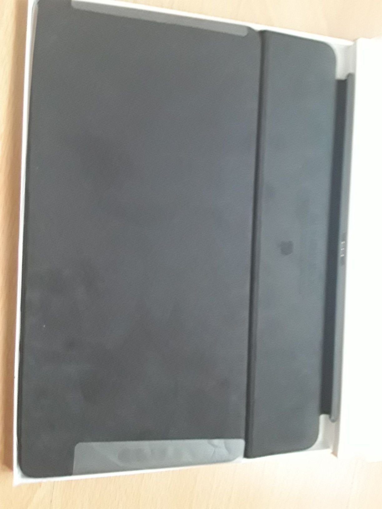 Husa cu tastatura Apple Ipad A1829