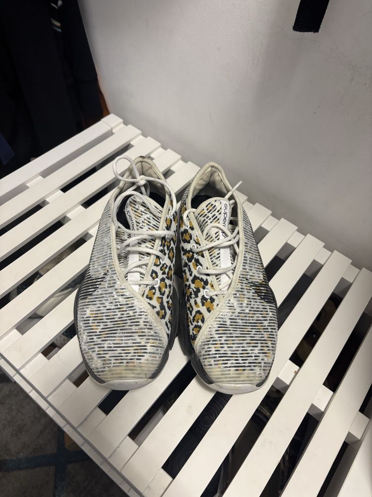 Adidasi Nike marime 38