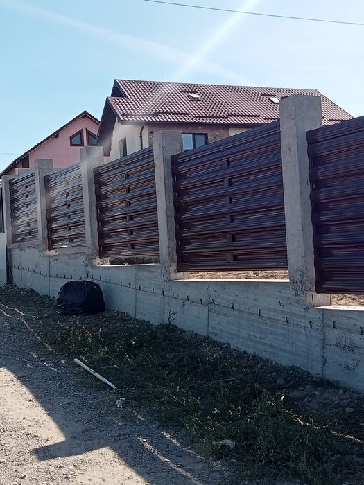 Construim garduri și porți la cerința clientului